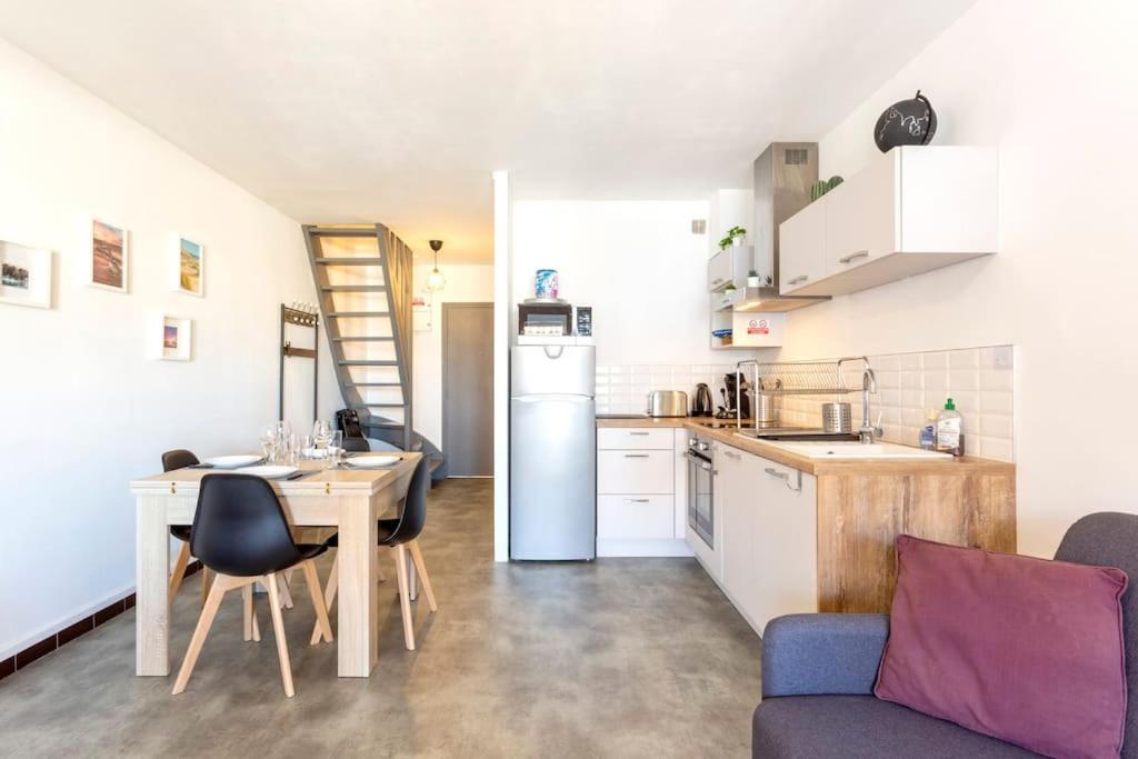 Chez Audrey - Agreable Appartement Duplex Climatise Et Convivial Le Grau-du-Roi Eksteriør bilde
